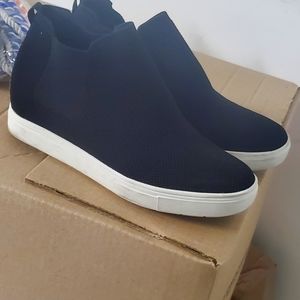 STEVEN NEW YORK KNIT  TEXTURE SLIP ON ANKLE BOOTS